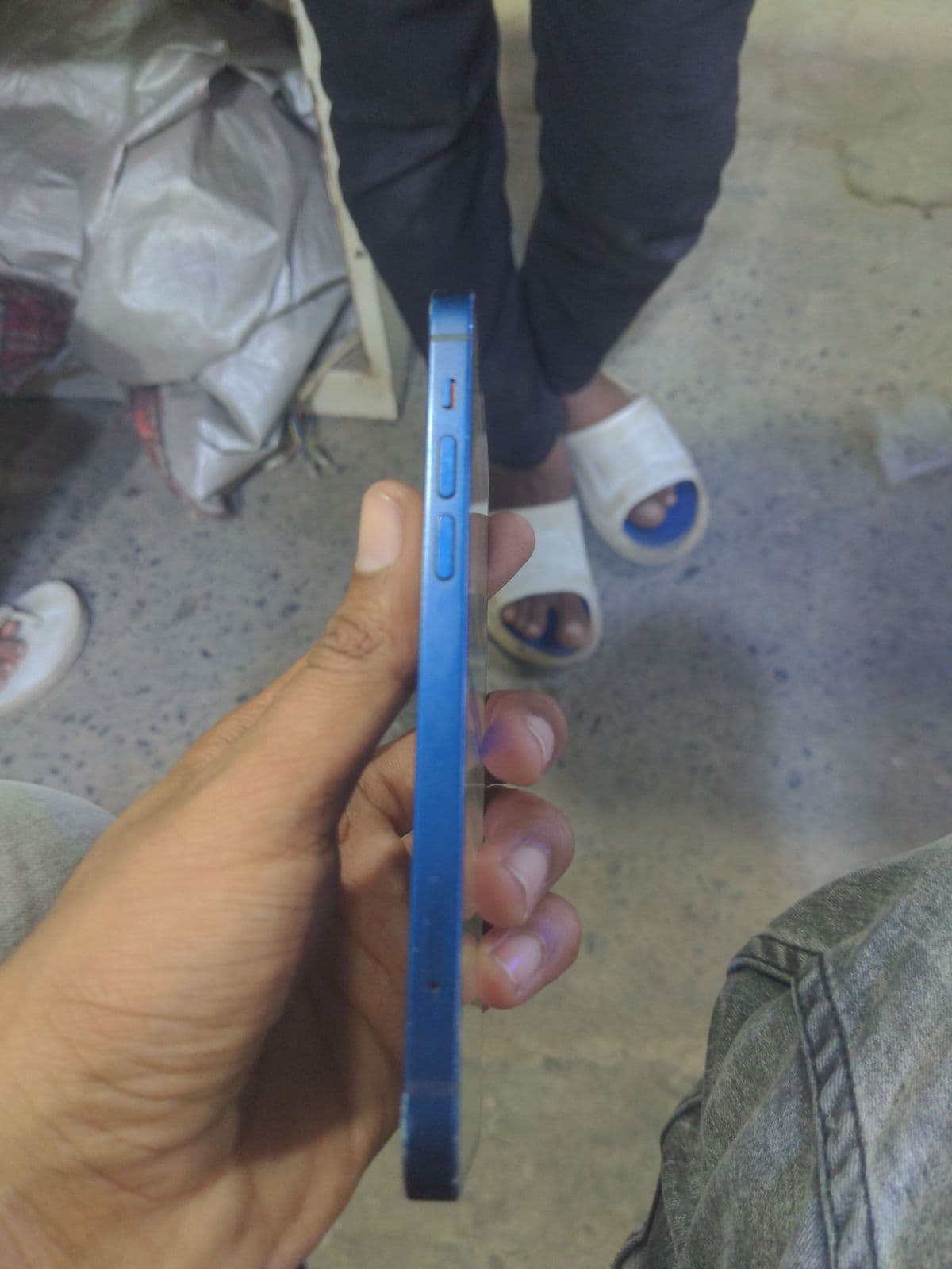 Apple iPhone 12 64GB in Blue — photo 4