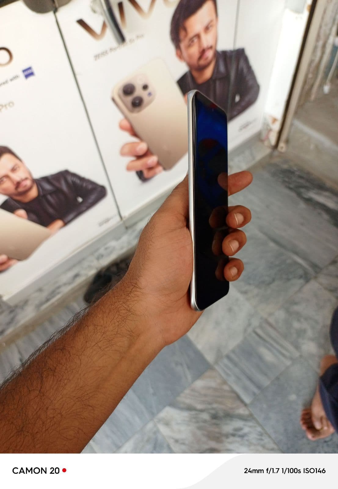 Infinix Hot 60 Pro+ 8GB / 256GB in Titanium Grey — photo 3