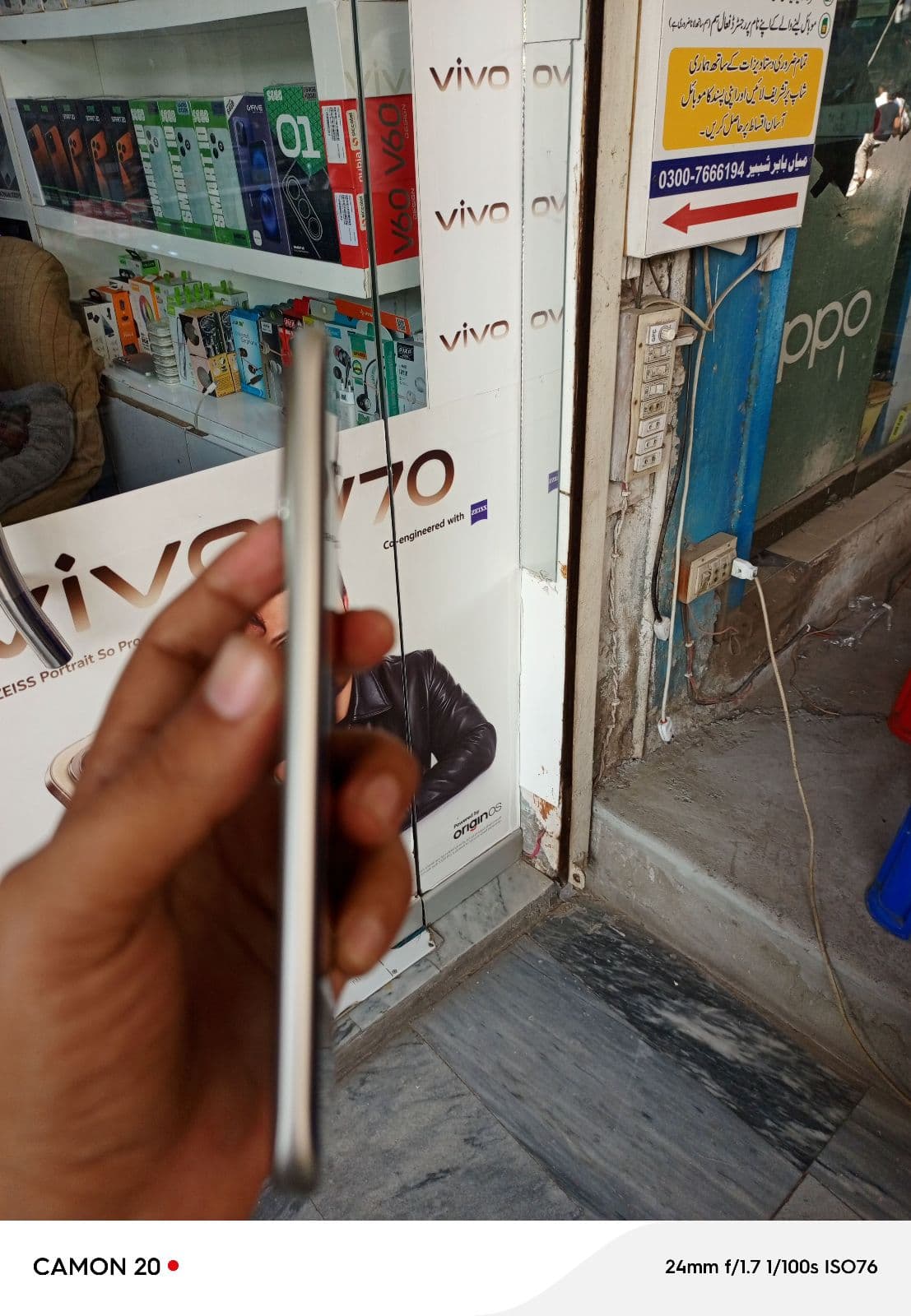 Infinix Note Edge 8GB / 256GB in Lunar Titanium — photo 3