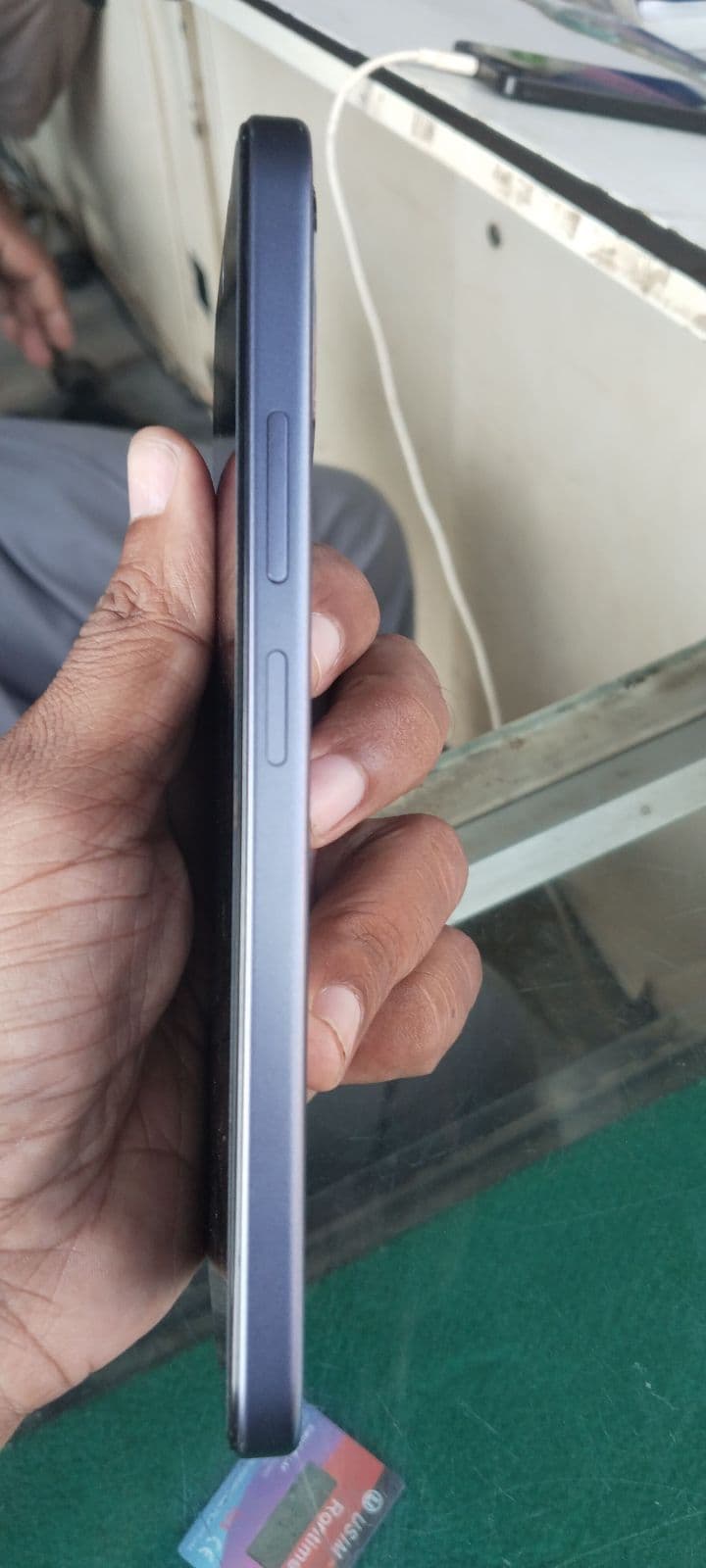 Oppo A6k 4GB / 128GB in Crystal Violet — photo 4