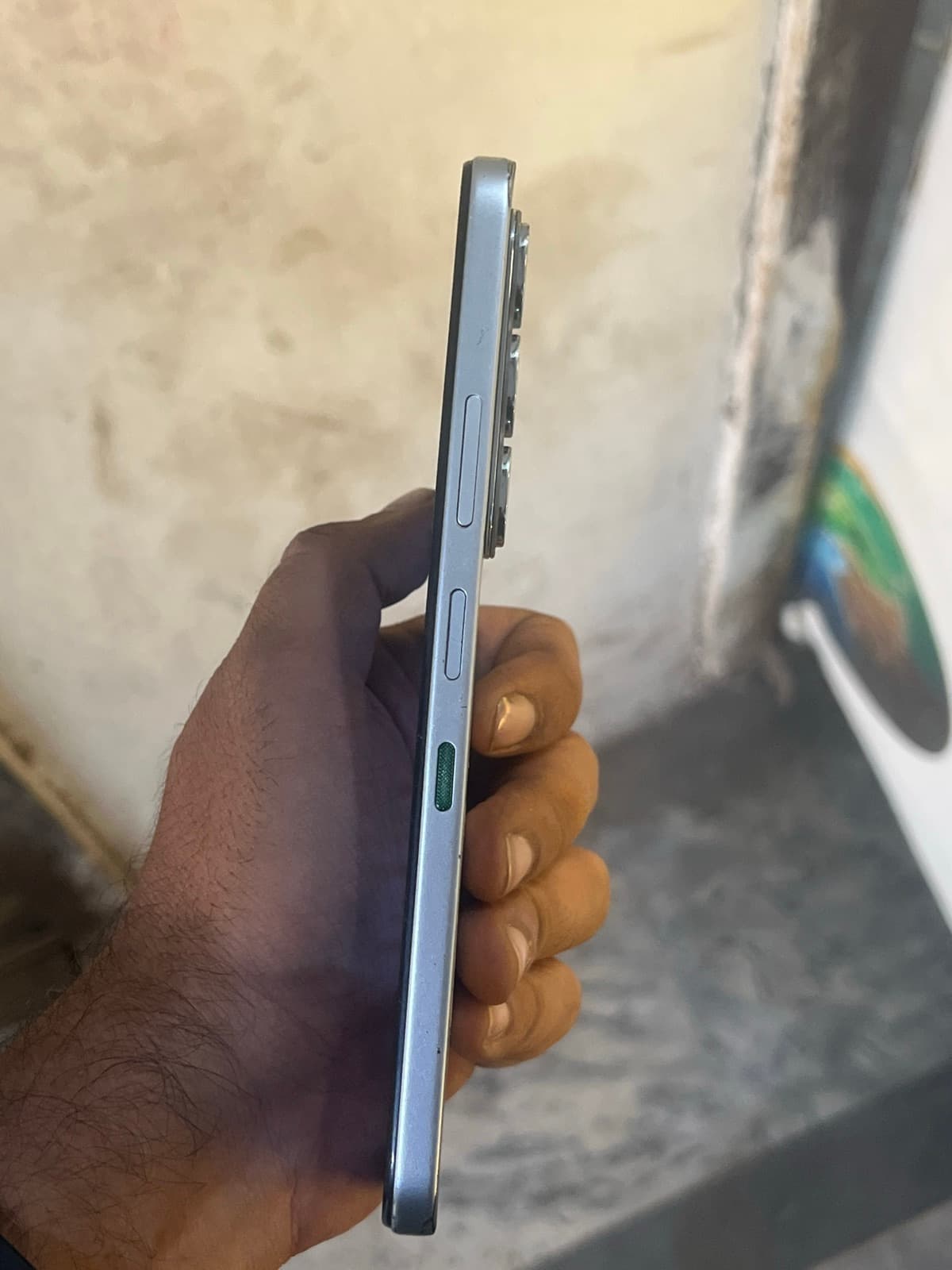Infinix Hot 60i 6GB / 128GB in Titanium Silver — photo 3