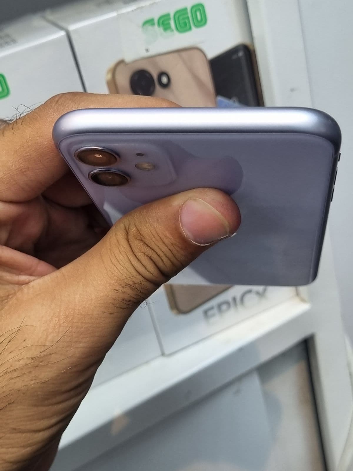 Apple iPhone 11 64GB in Purple — photo 4