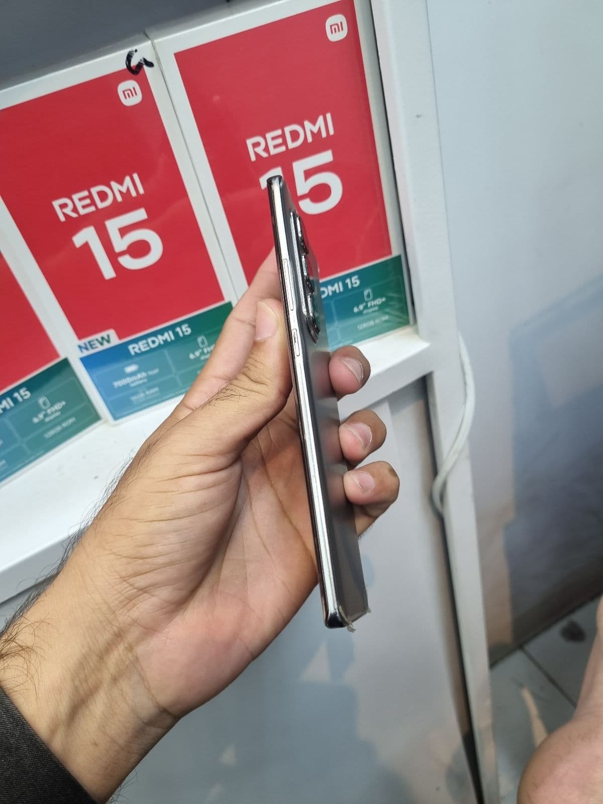 Infinix Hot 50 Pro+ 8GB / 256GB in Titanium Grey — photo 3
