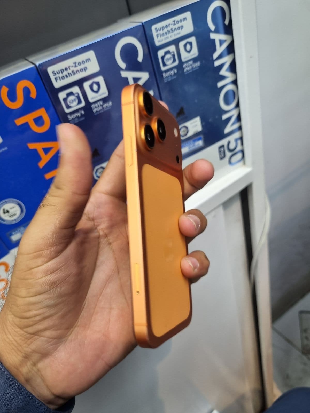 Apple iPhone XR 64GB in Coral — photo 2