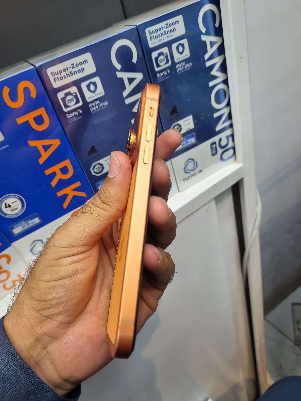 Apple iPhone XR 64GB in Coral — photo 3
