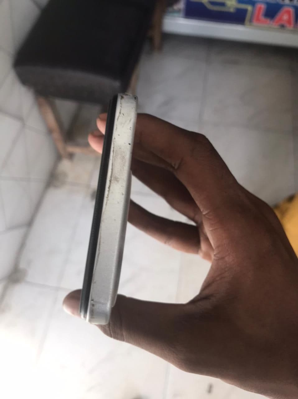 Infinix Smart 8 Pro 4GB / 128GB in Galaxy White — photo 4