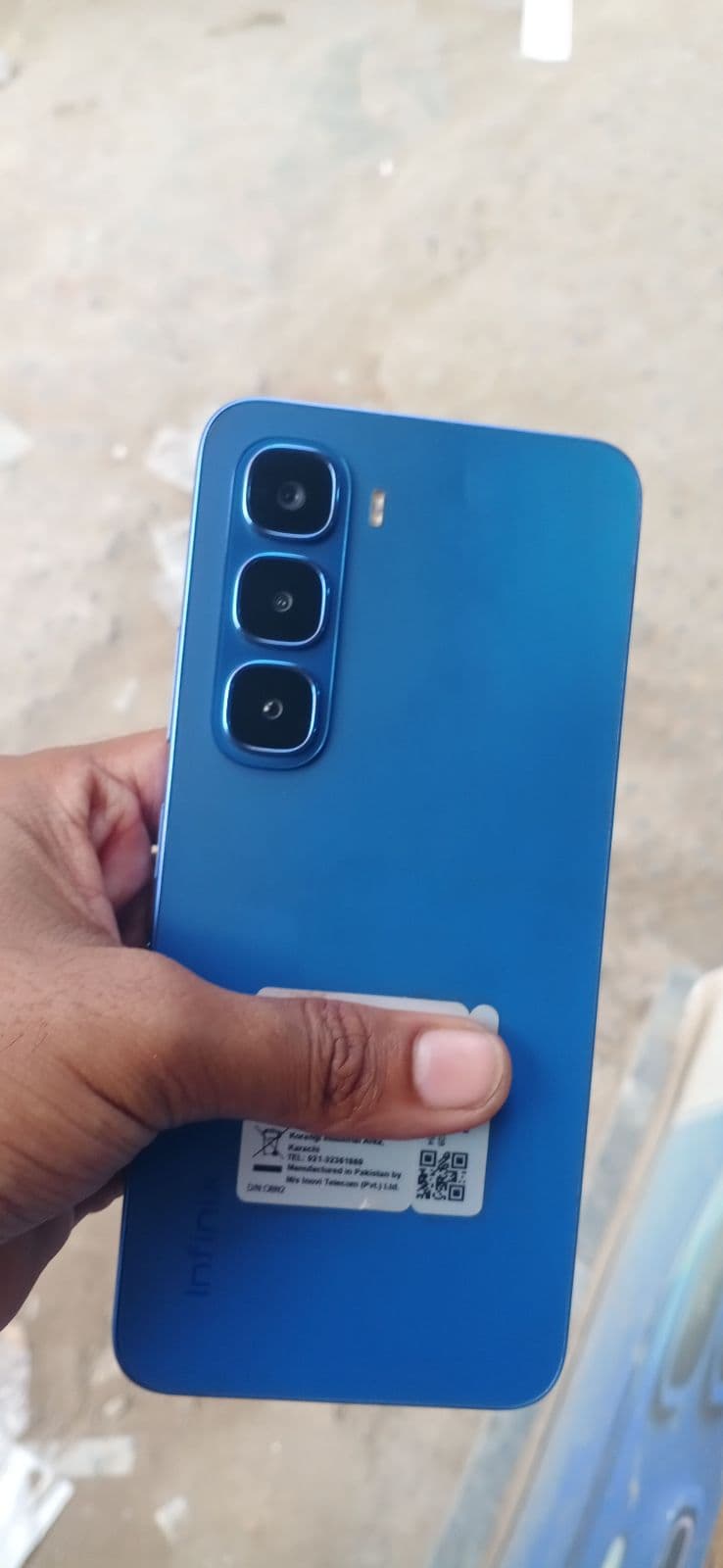 Infinix Hot 60i · 6GB / 128GB