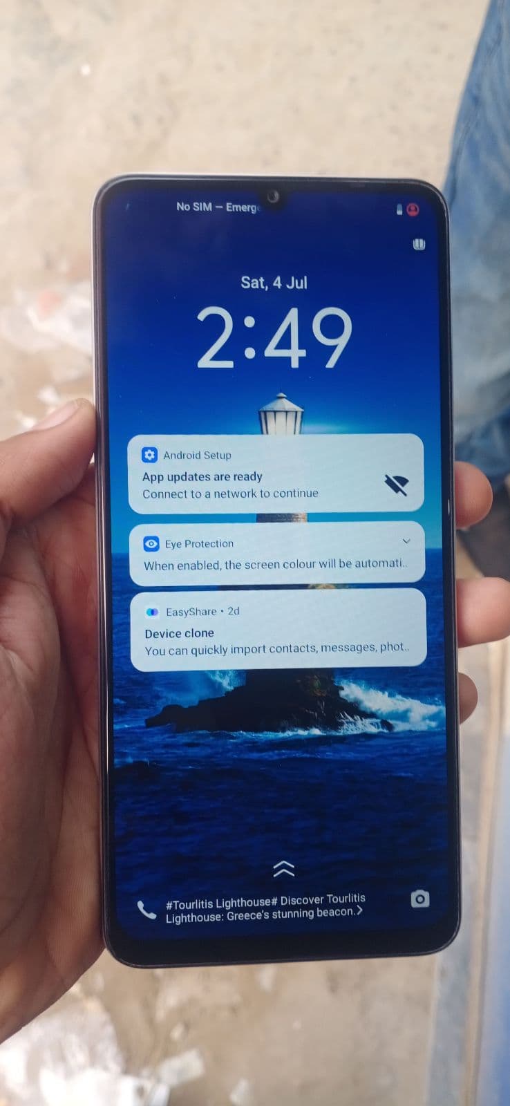 Vivo Y04 4GB / 64GB in Titanium Gold — photo 2