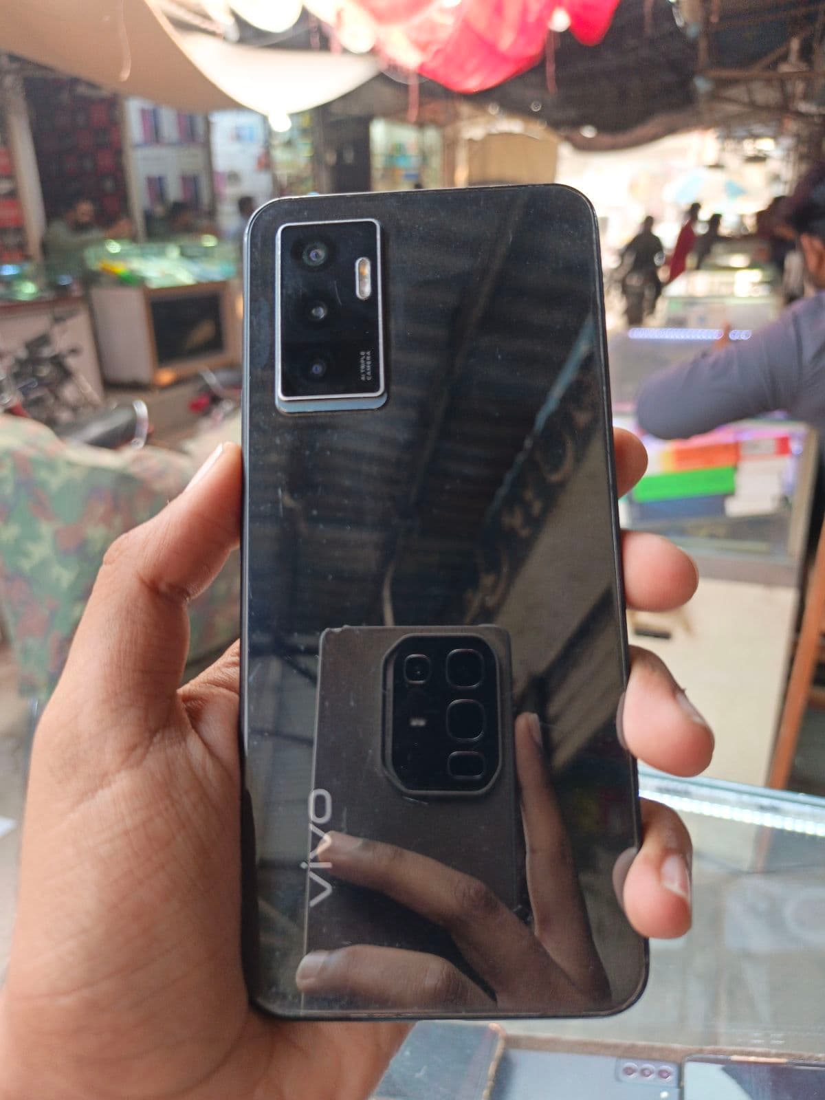Vivo V23e · 8GB / 128GB