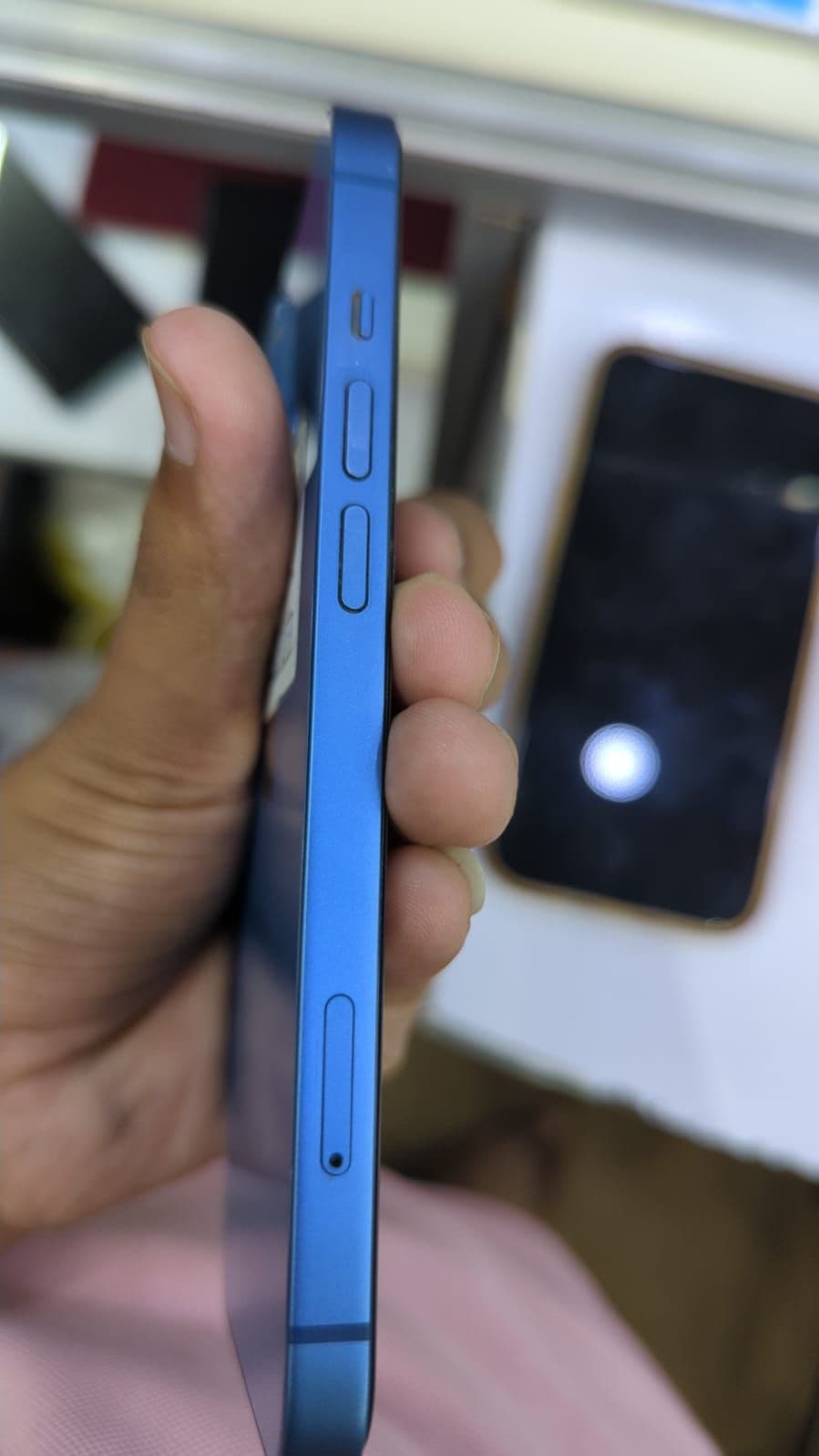 Apple iPhone 13 256GB in Blue — photo 4
