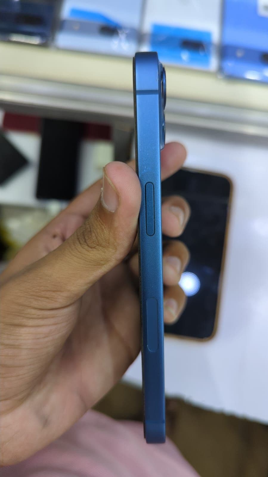 Apple iPhone 13 256GB in Blue — photo 5