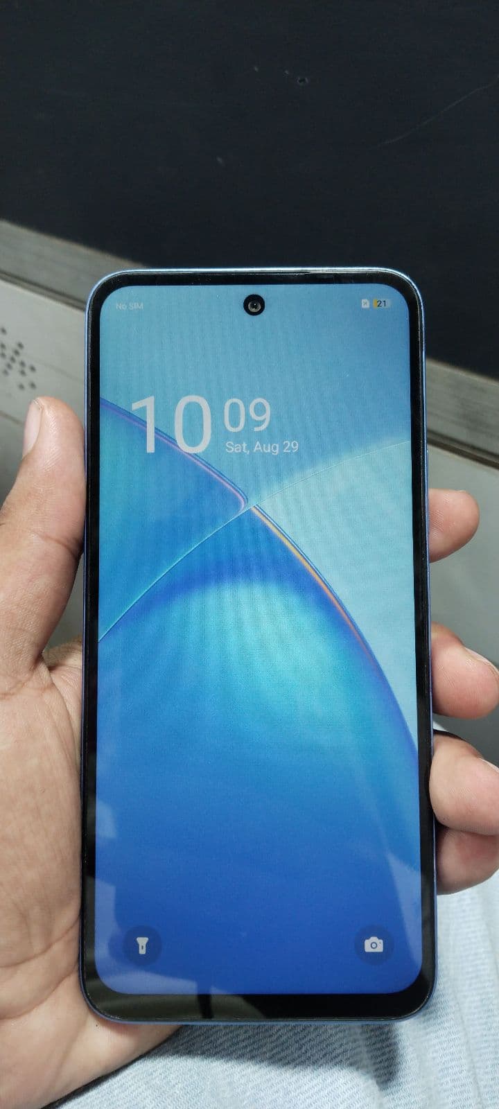 Infinix Smart 10 4GB / 64GB in Iris Blue — photo 4