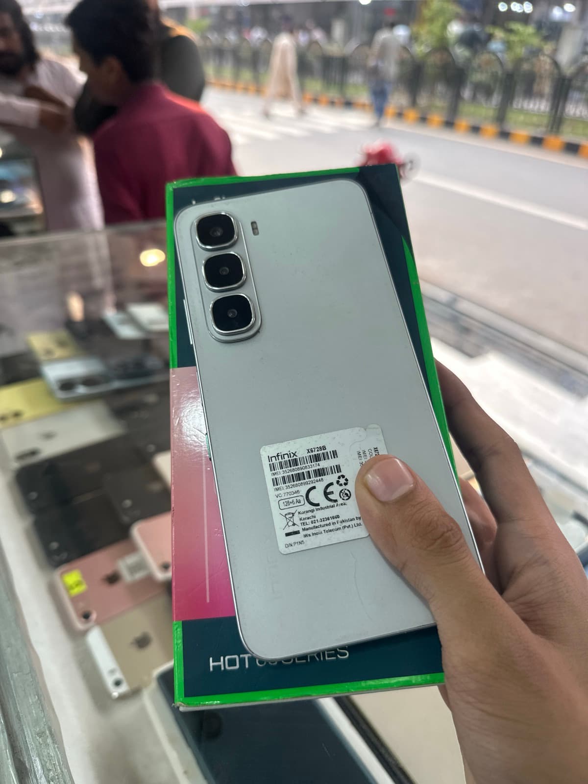 Infinix Hot 60i · 6GB / 128GB