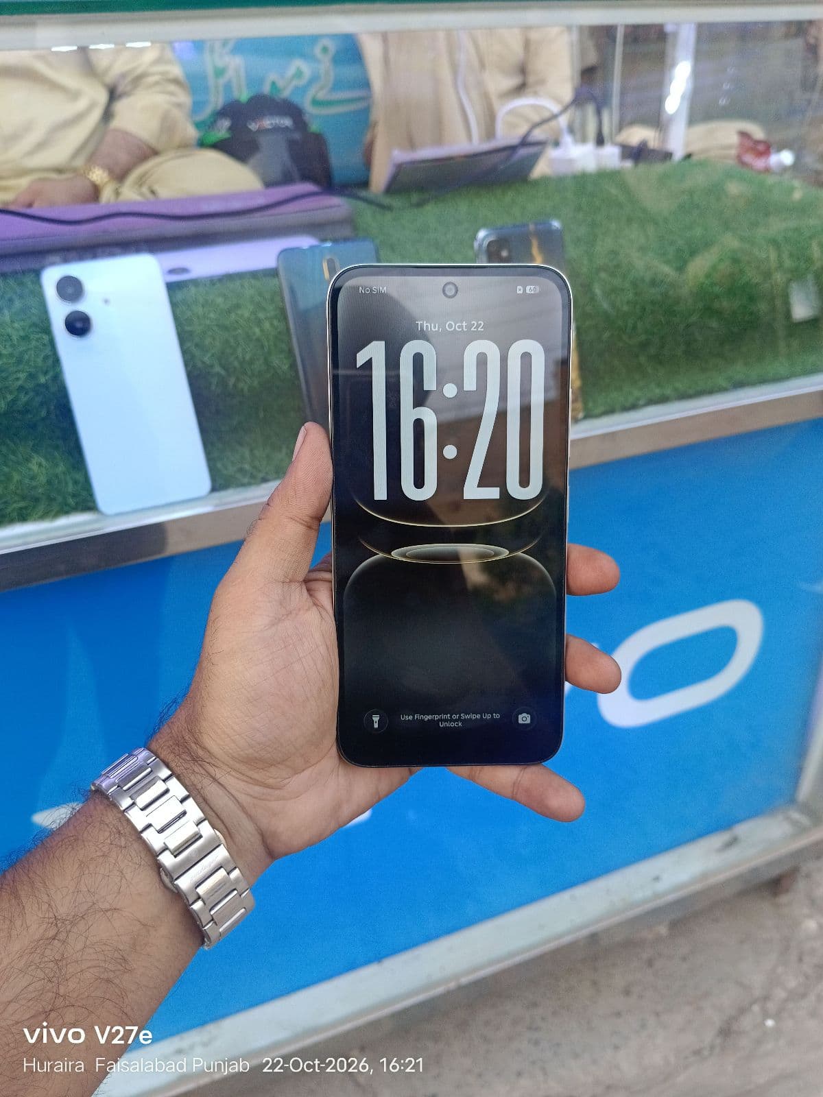 Infinix Smart 20 4GB / 64GB in Polaris Titanium — photo 2