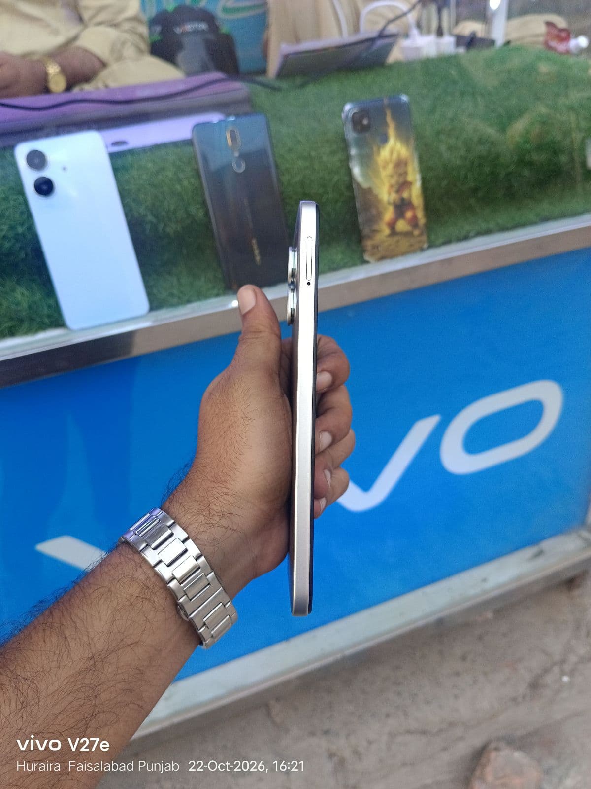 Infinix Smart 20 4GB / 64GB in Polaris Titanium — photo 4