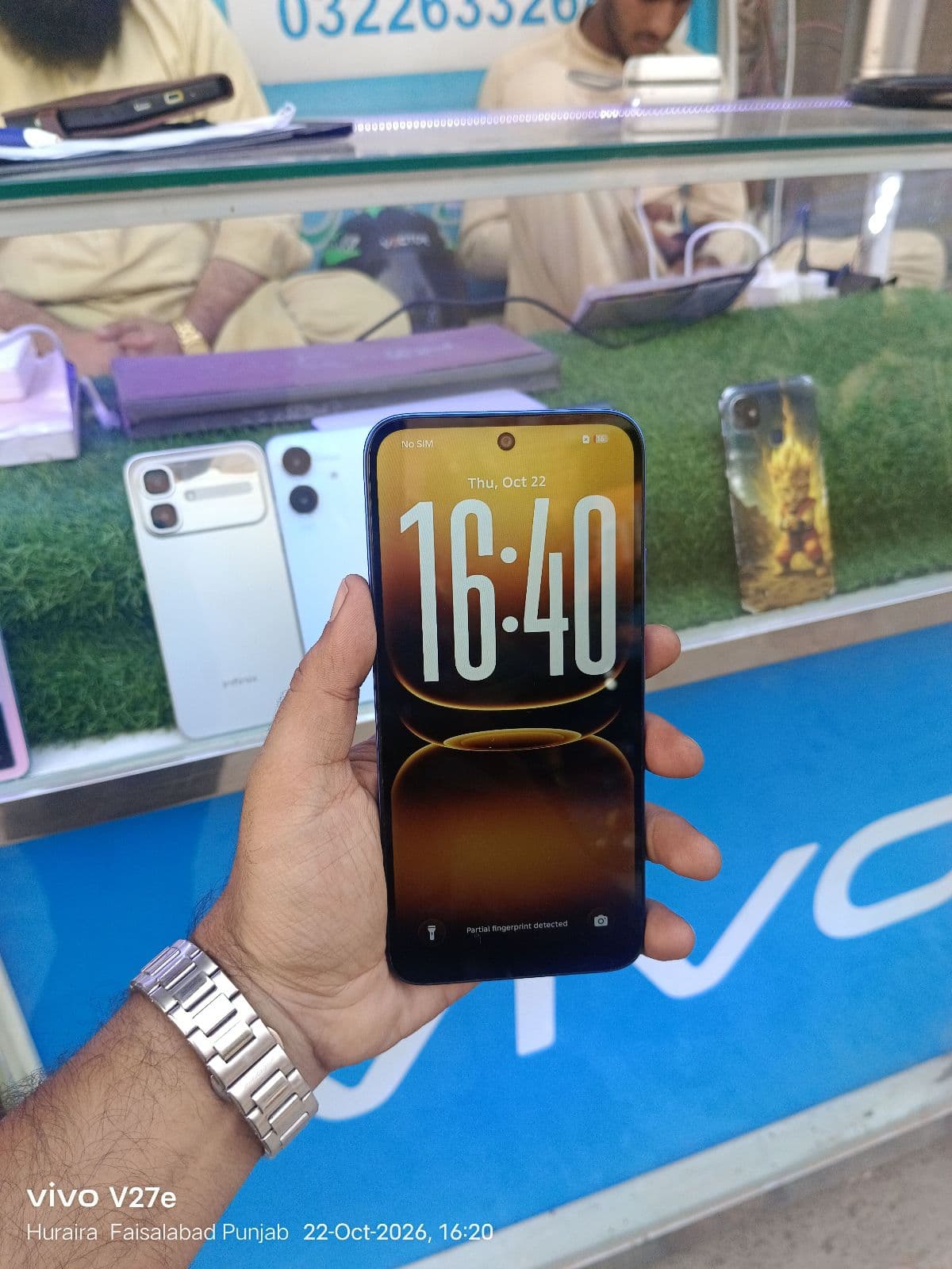 Infinix Smart 20 · 4GB / 64GB