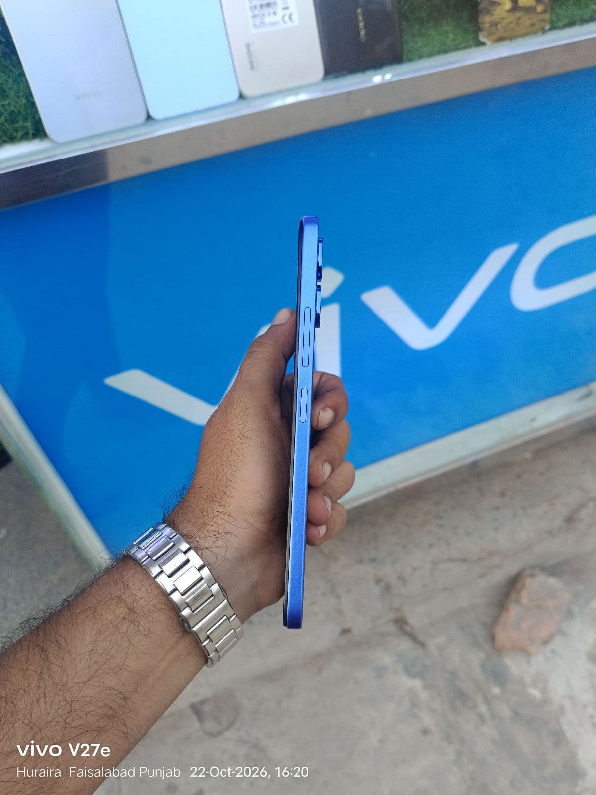 Infinix Smart 20 4GB / 64GB in Cloudline Blue — photo 4
