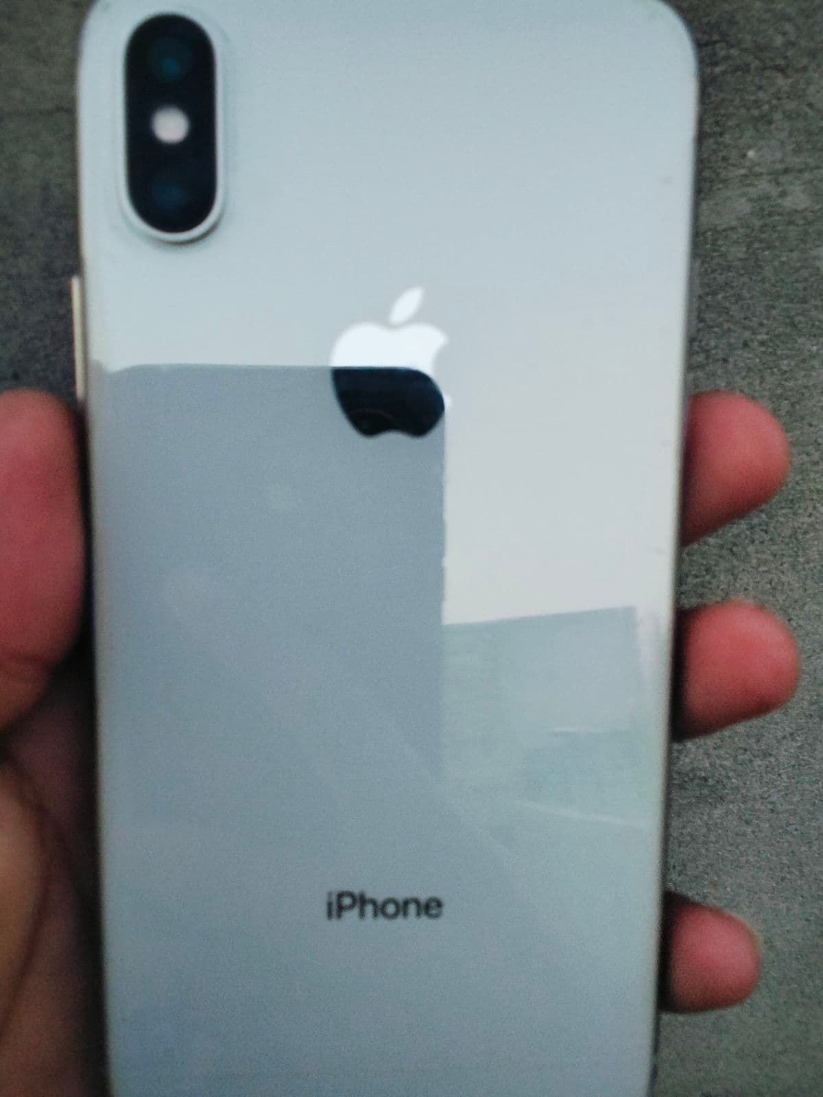 Apple iPhone X 64GB in Silver — photo 1