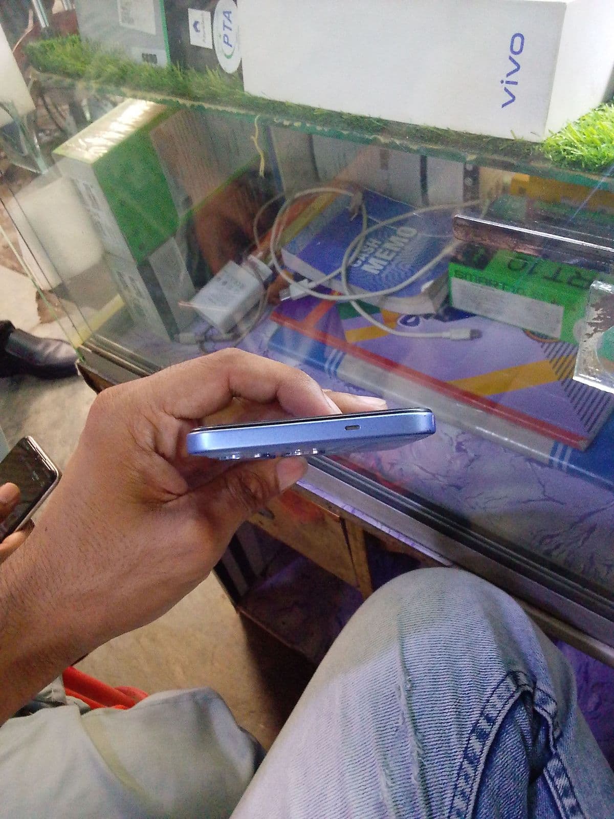 Tecno Spark 40 6GB / 128GB in Mirage Blue — photo 3