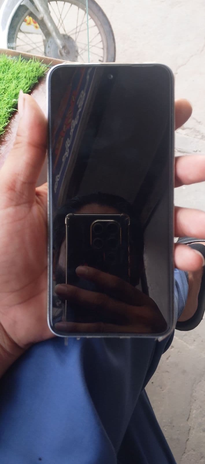 Infinix Smart 10 Plus 4GB / 128GB in Titanium Silver — photo 2