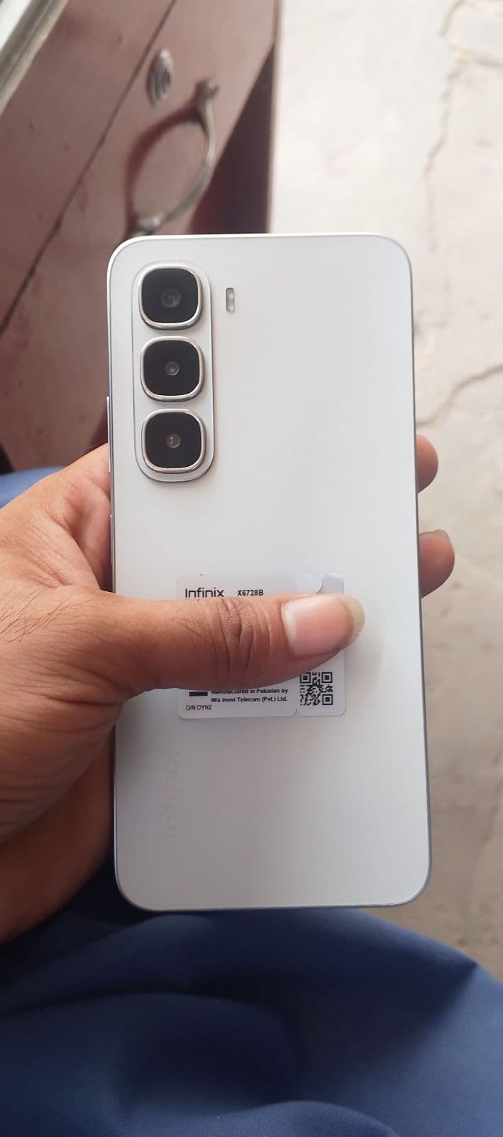 Infinix Hot 60i · 6GB / 128GB