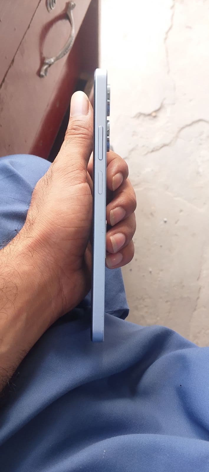 Realme Note 60 4GB / 64GB in Voyage Blue — photo 3