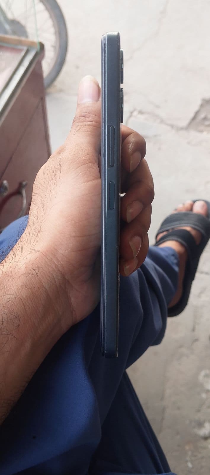 Vivo Y04 4GB / 64GB in Jade Green — photo 3