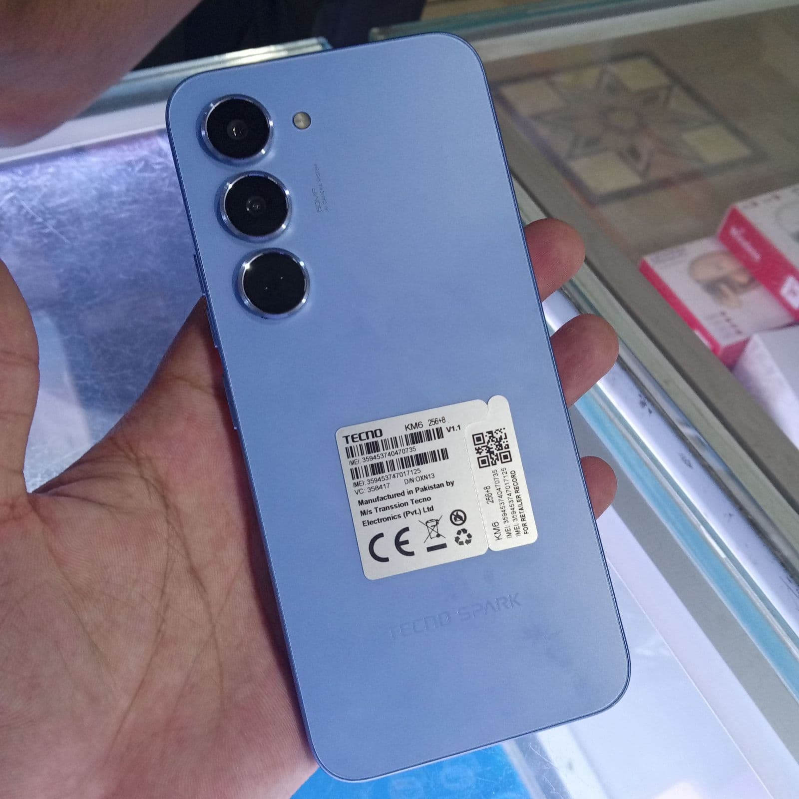 Tecno Spark 40 Pro 8GB / 256GB in Lake Blue — photo 2