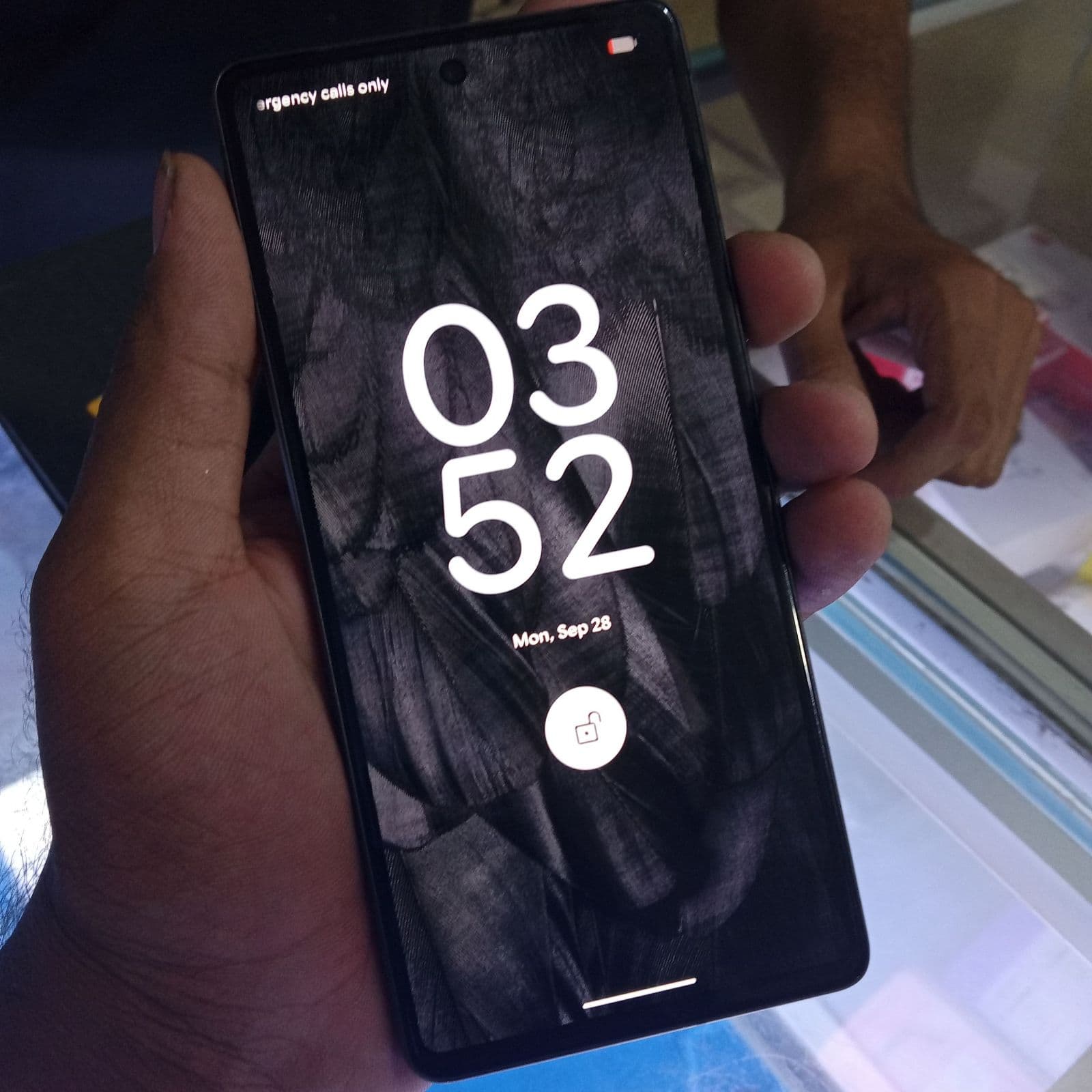 Google Pixel 7 8GB / 128GB in Obsidian — photo 3
