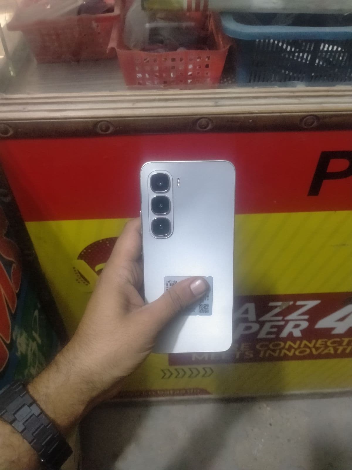 Infinix Hot 60i · 6GB / 128GB