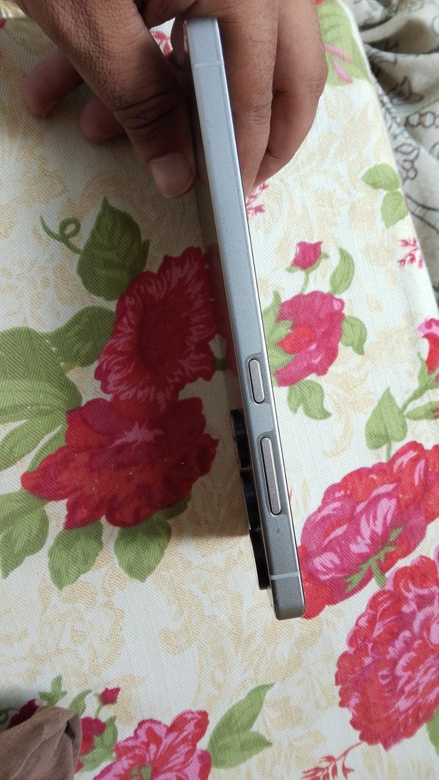 Samsung Galaxy S25 Ultra 12GB / 512GB in Titanium Gray — photo 2