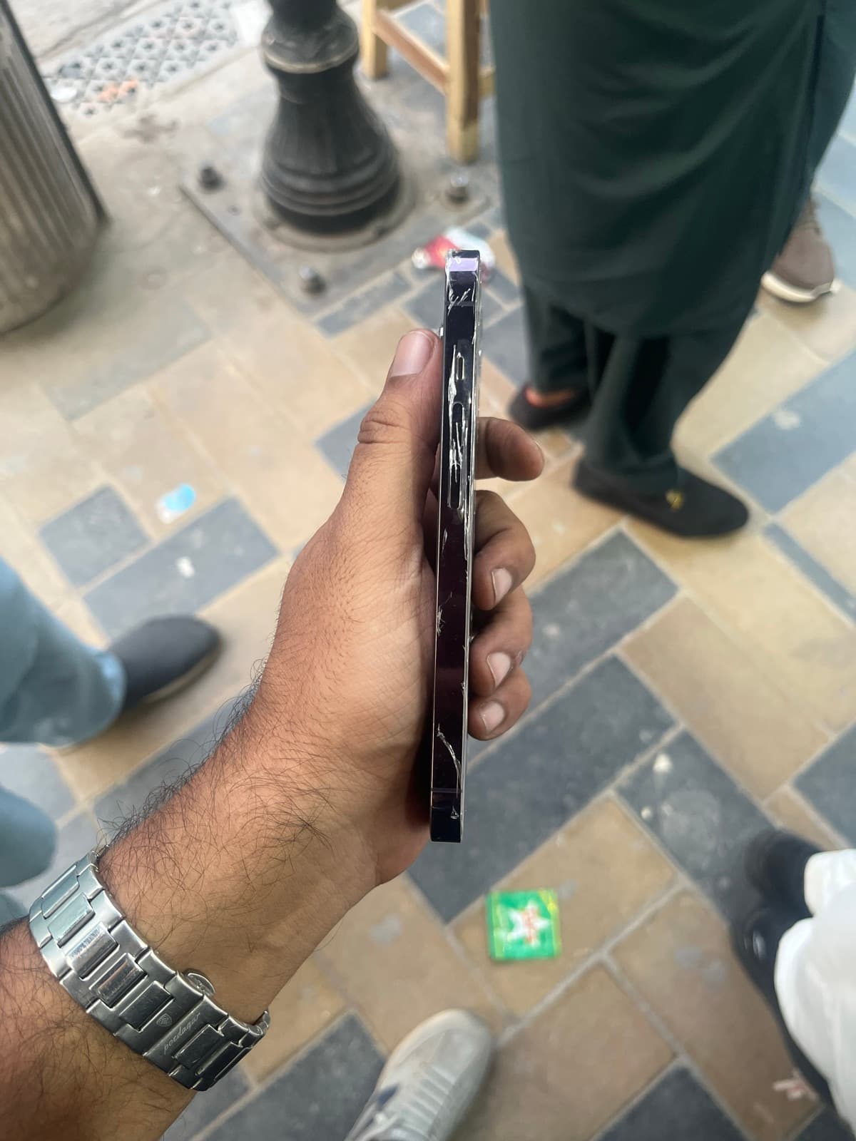 Apple iPhone 14 Pro 128GB in Deep Purple — photo 3