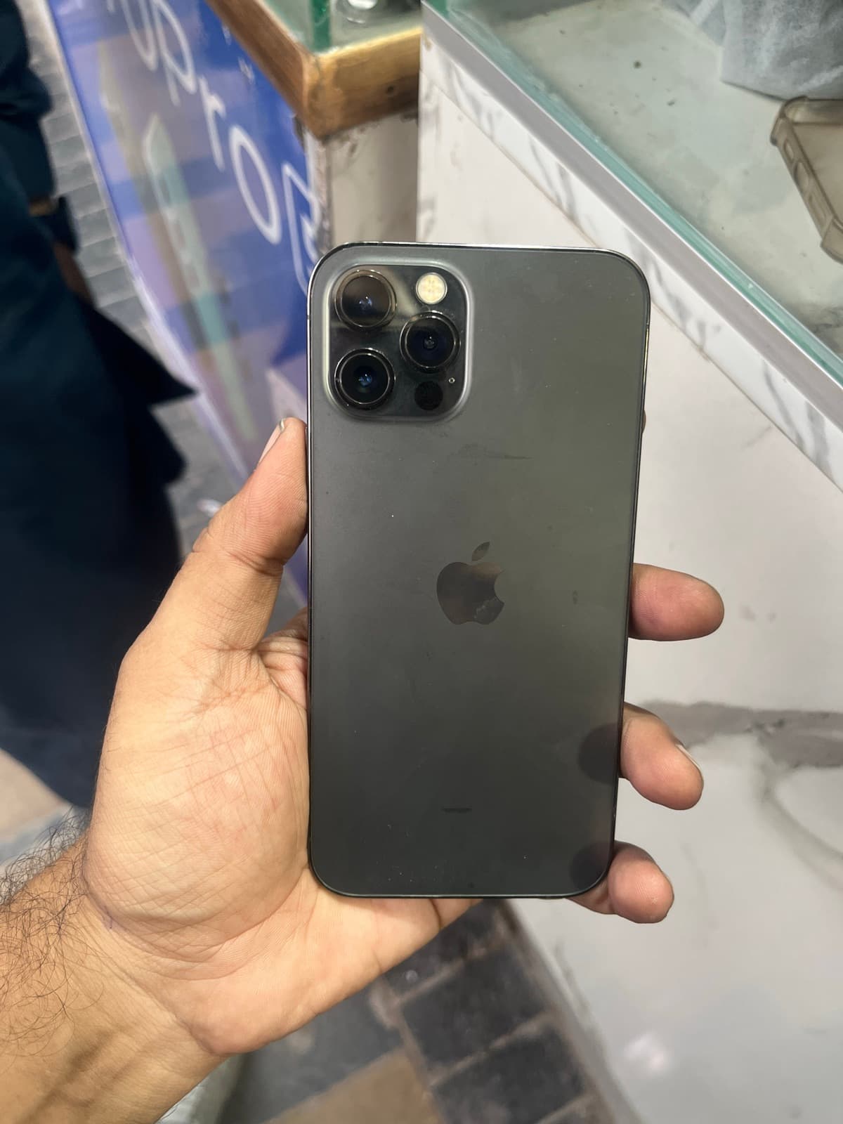 iPhone 12 Pro · 128GB