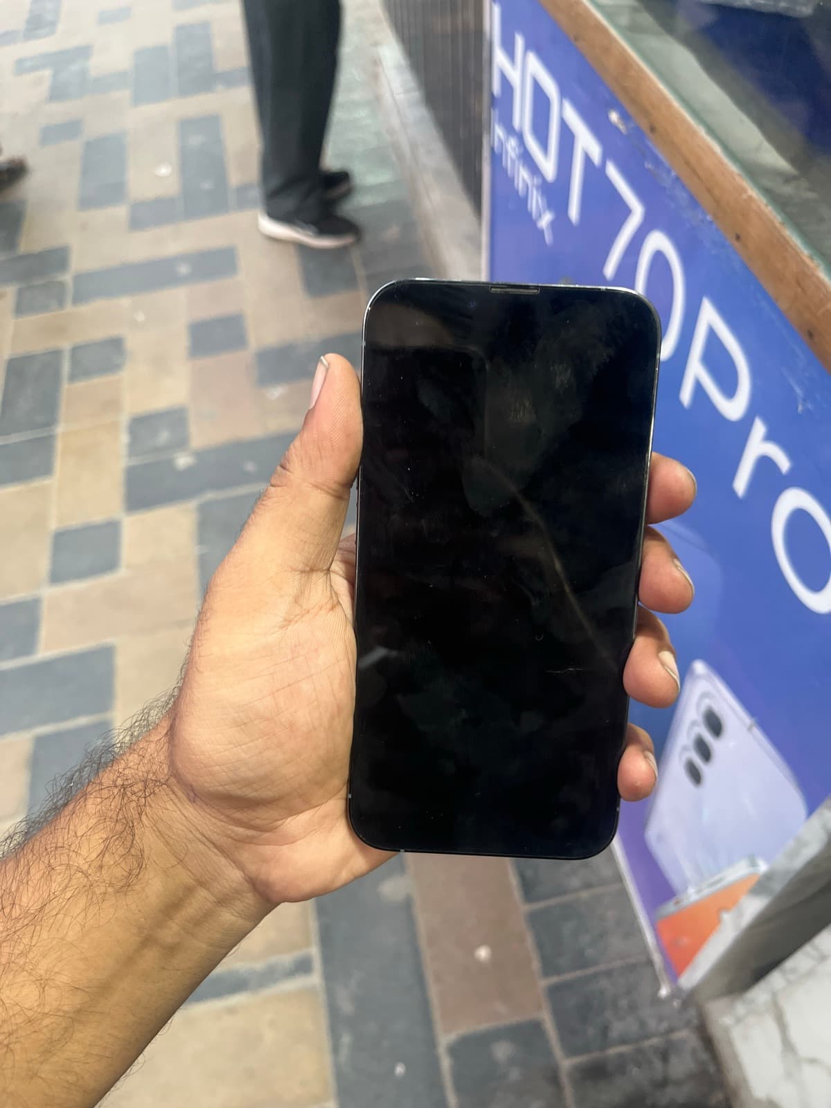 Apple iPhone 13 Pro 256GB in Sierra Blue — photo 2