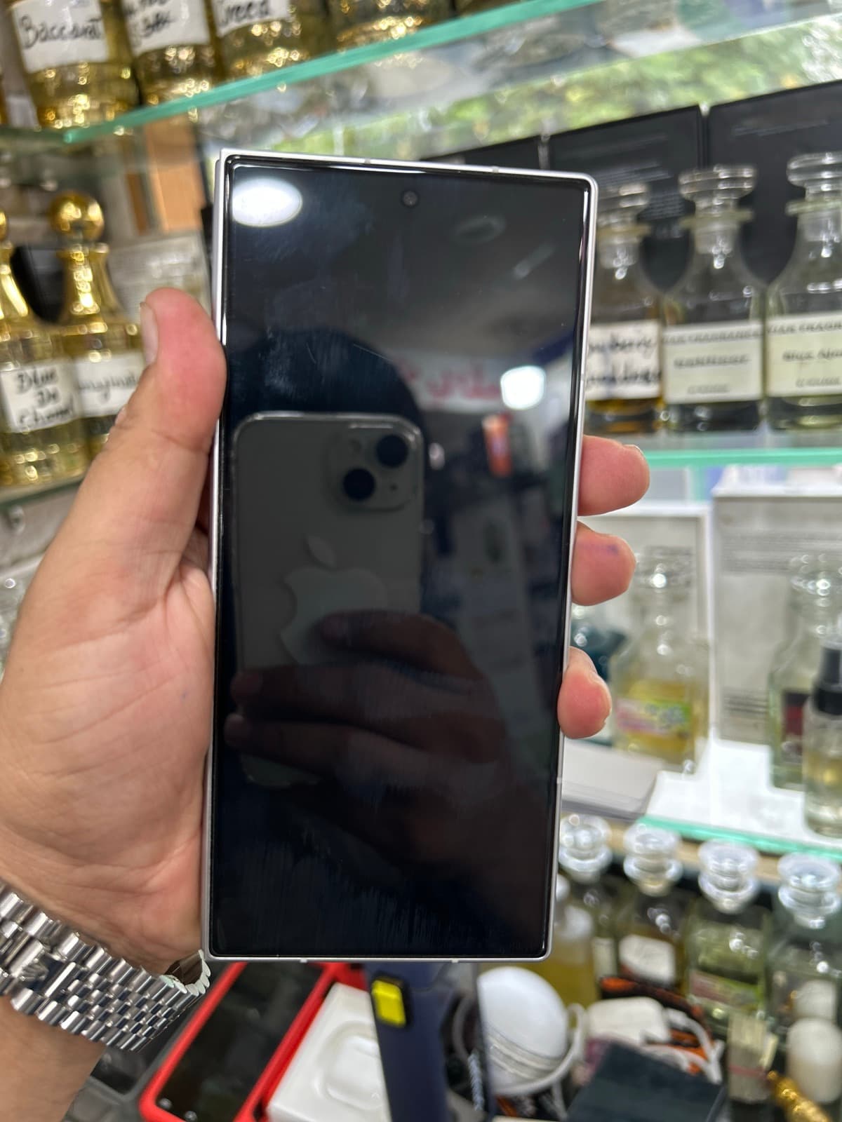 Samsung Galaxy Z Fold7 12GB / 512GB in Silver Shadow — photo 2