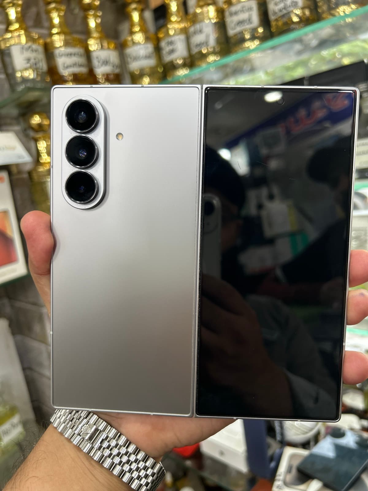 Samsung Galaxy Z Fold7 12GB / 512GB in Silver Shadow — photo 5