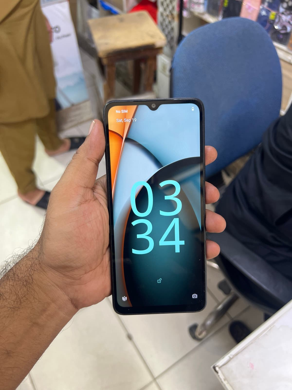 Xiaomi Redmi A3 4GB / 128GB in Midnight Black — photo 2