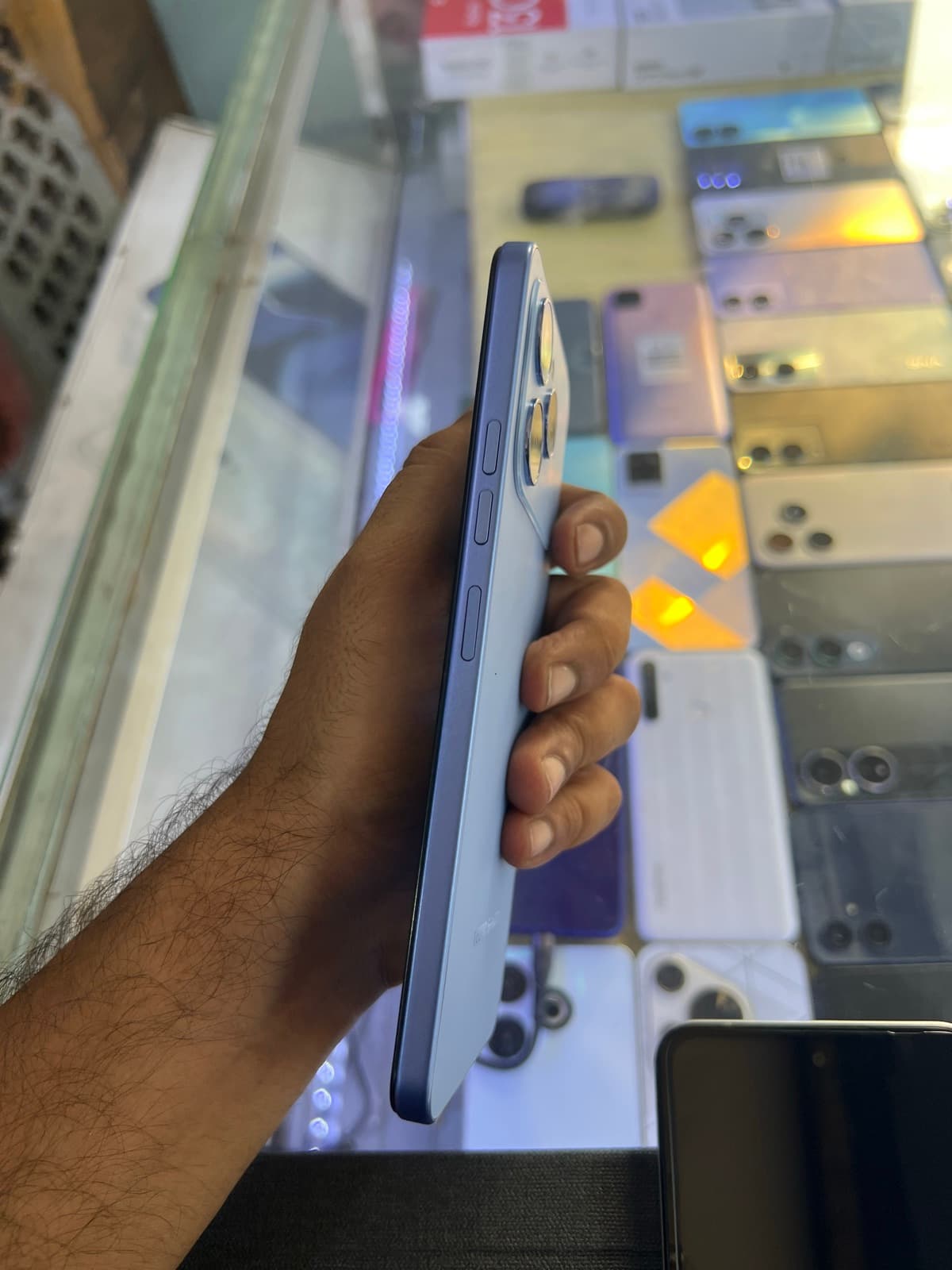 Tecno Spark 40 6GB / 128GB in Mirage Blue — photo 4