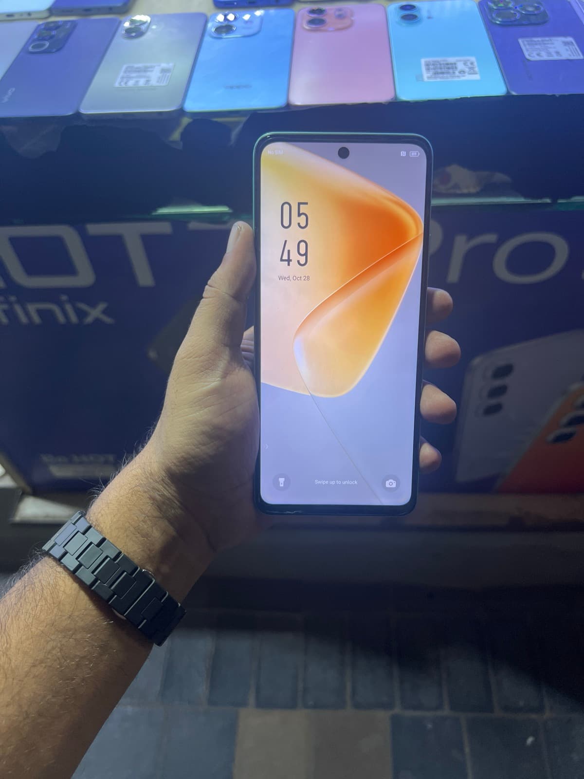 Infinix Hot 50 8GB / 128GB in Sky Blue — photo 5