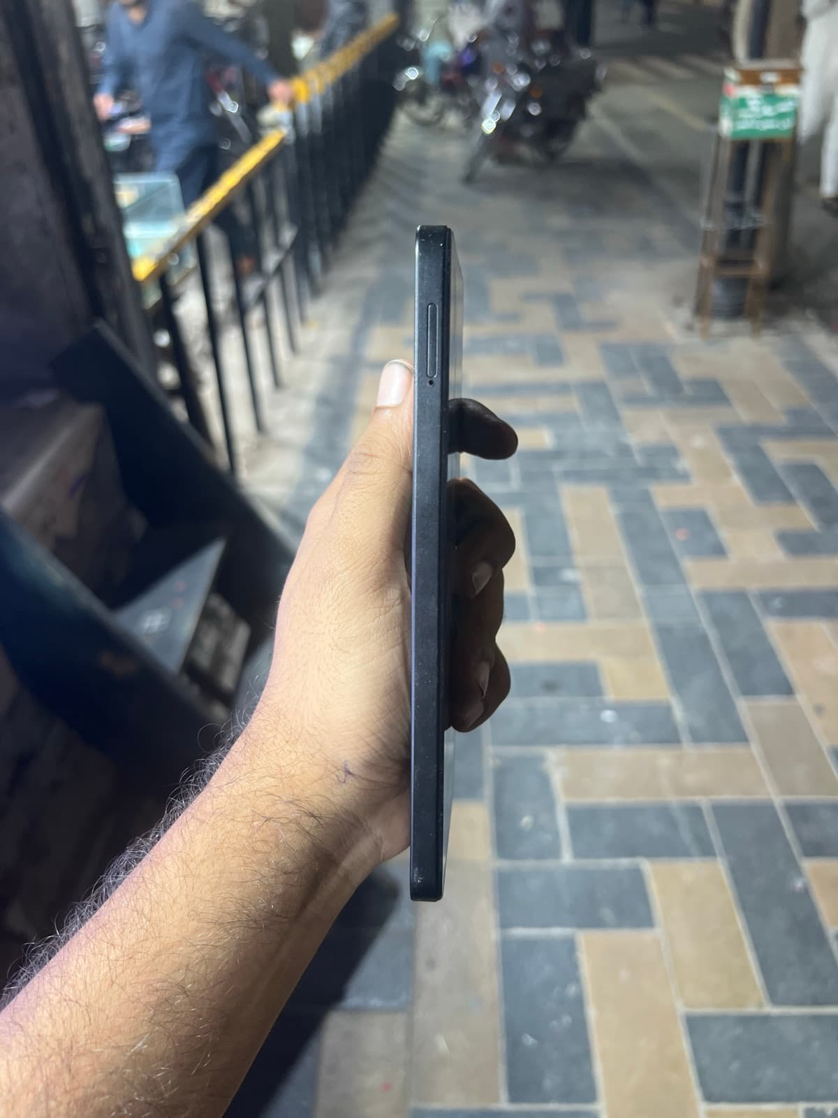Xiaomi Redmi A5 4GB / 64GB in Midnight Black — photo 3