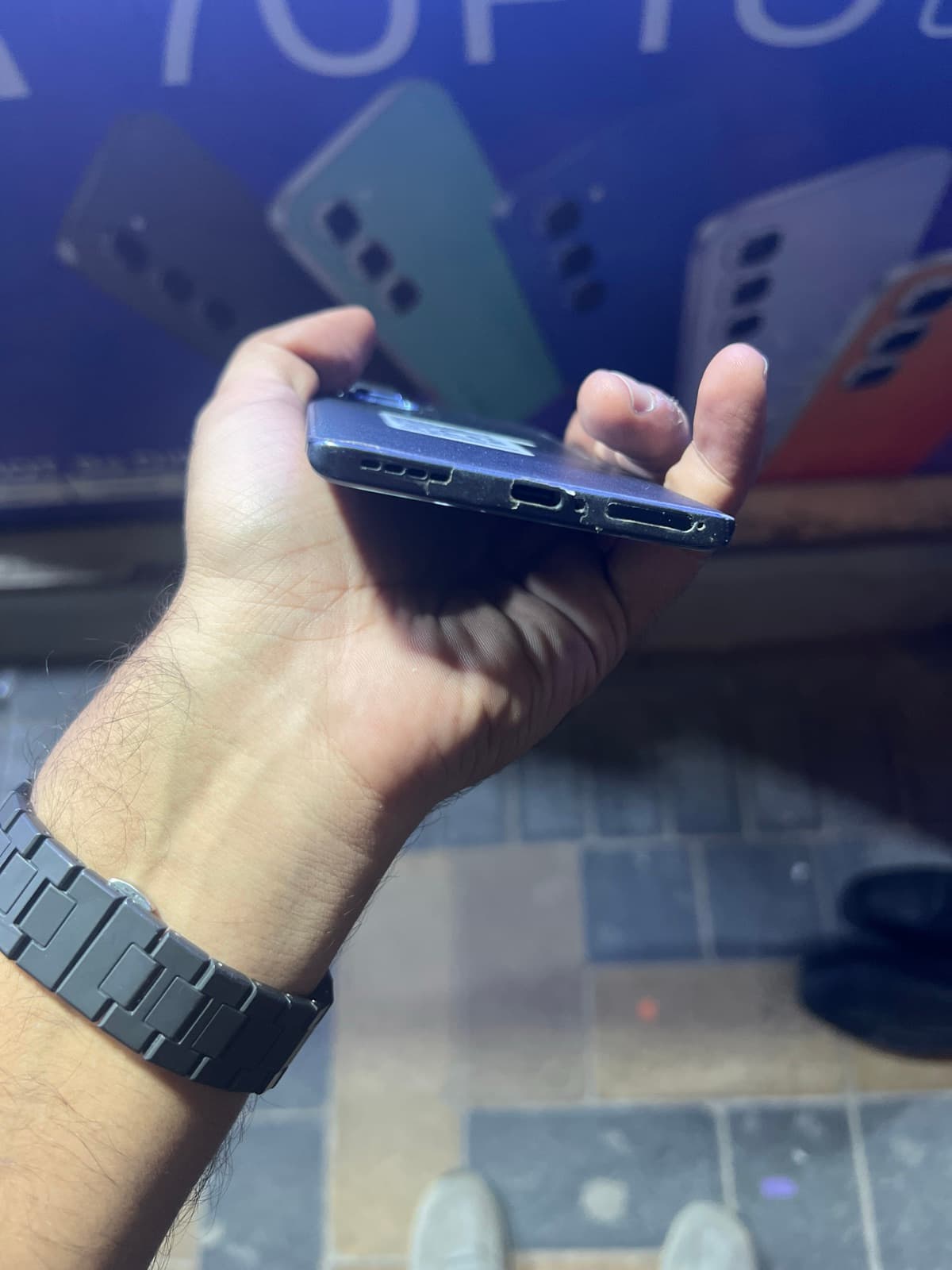 Infinix Hot 50 Pro+ 8GB / 256GB in Sleek Black — photo 5