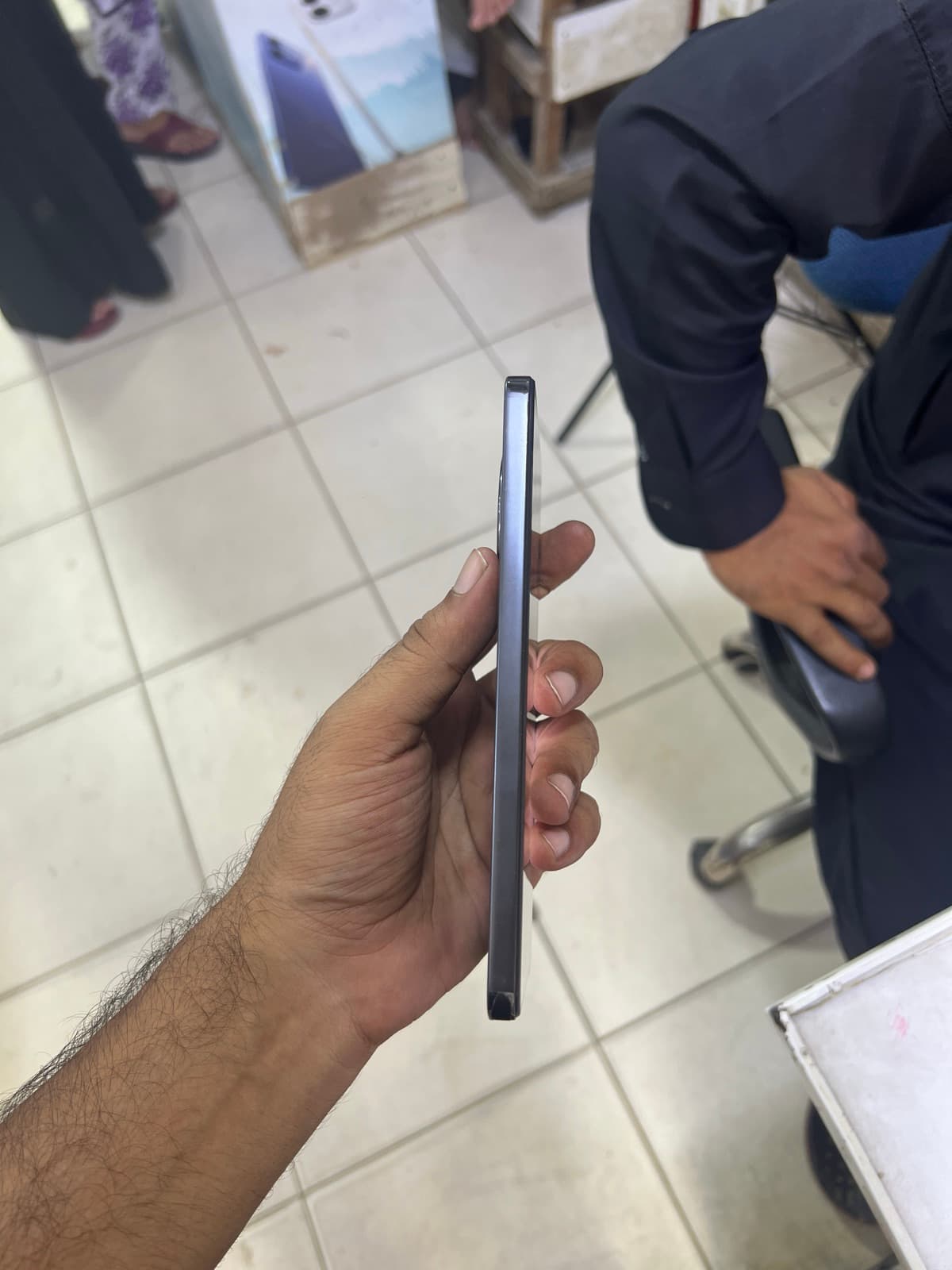 Oppo Reno 12 F 4G 8GB / 256GB in Black — photo 3