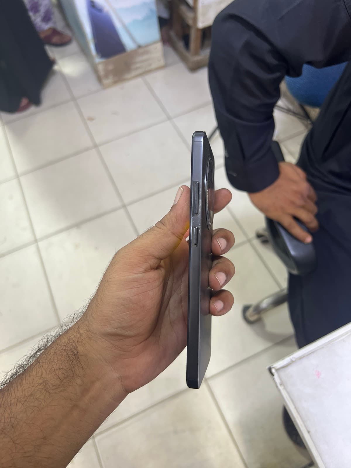 Oppo Reno 12 F 4G 8GB / 256GB in Black — photo 4