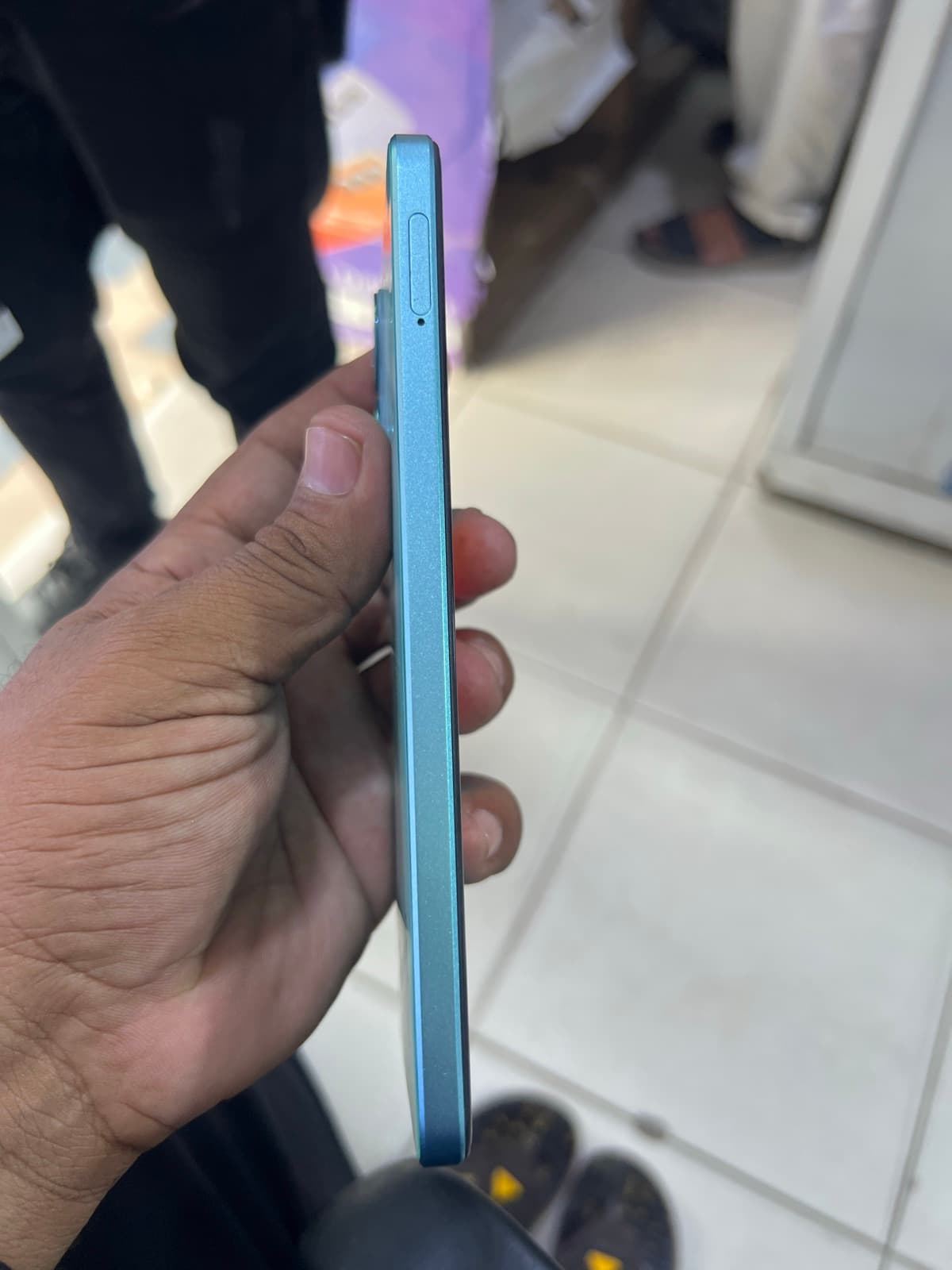Oppo A78 8GB / 256GB in Aqua Green — photo 3