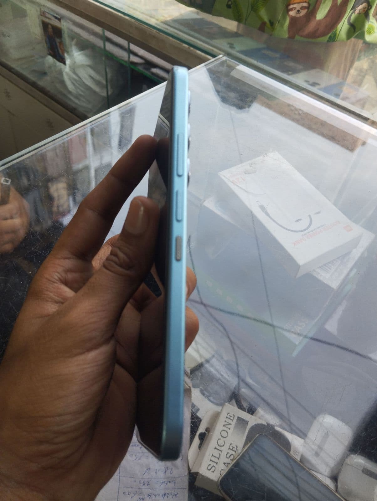 Infinix Hot 60 Pro 8GB / 128GB in Sapphire Blue — photo 2