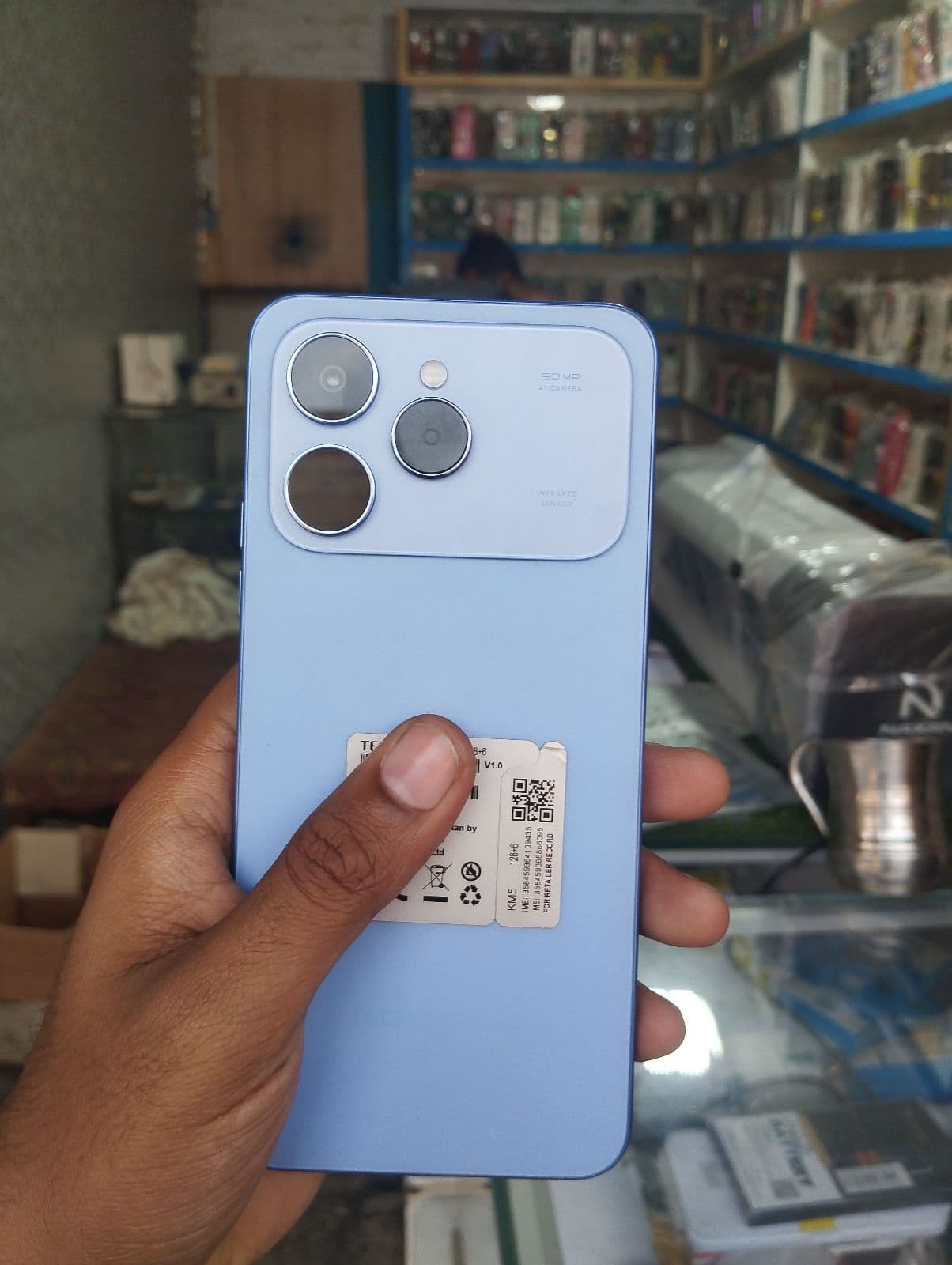 Tecno Spark 40 · 6GB / 128GB
