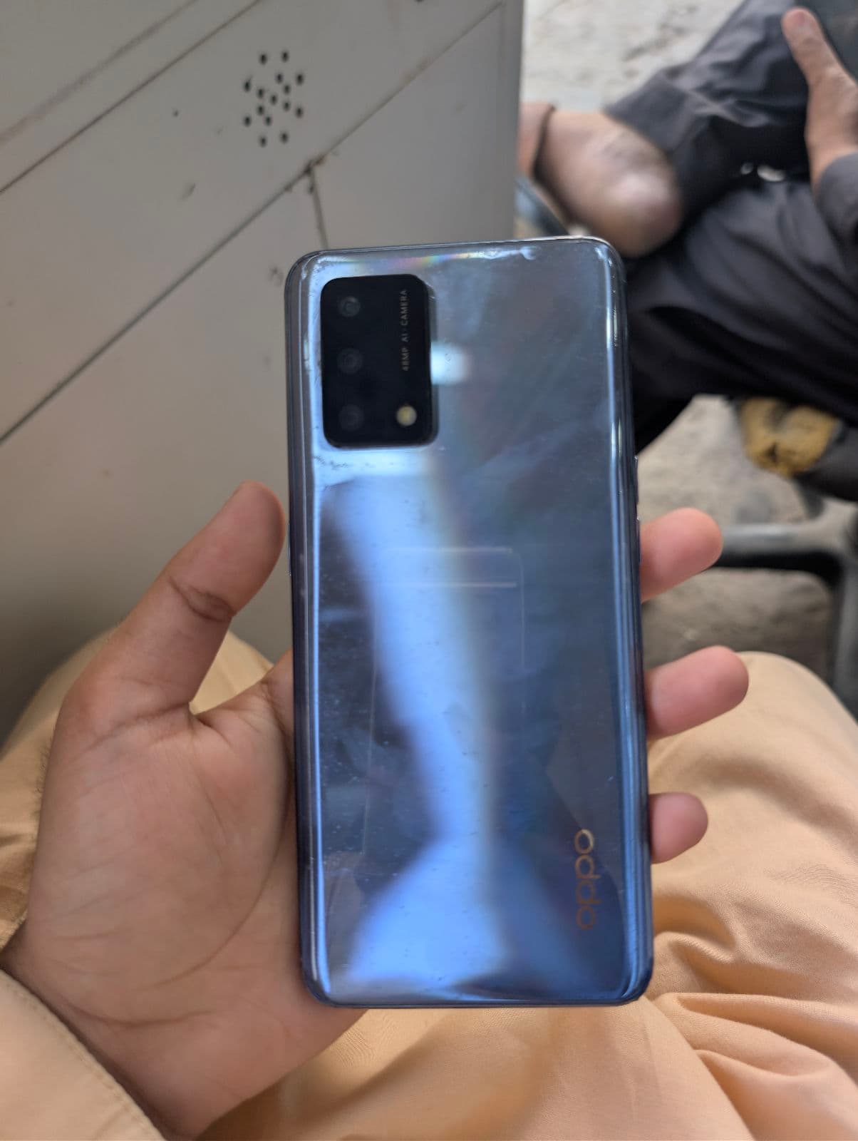 Oppo F19 6GB / 128GB in Midnight Blue — photo 3